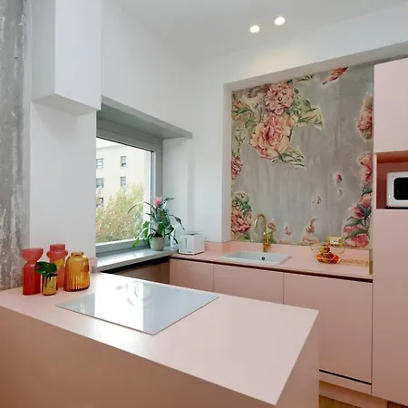 Ych-glamour Flat Roma